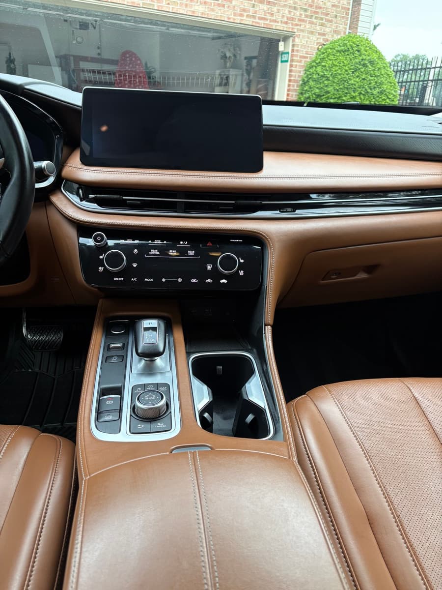 Dashboard and trim detail